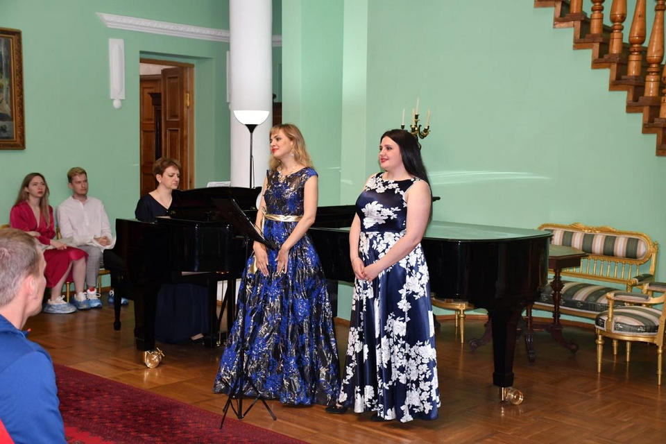 Артисты «Пензаконцерта» выступили на Дне Пензы в Ивановке Артисты «Пензаконцерта» выступили на Дне Пензы в Ивановке